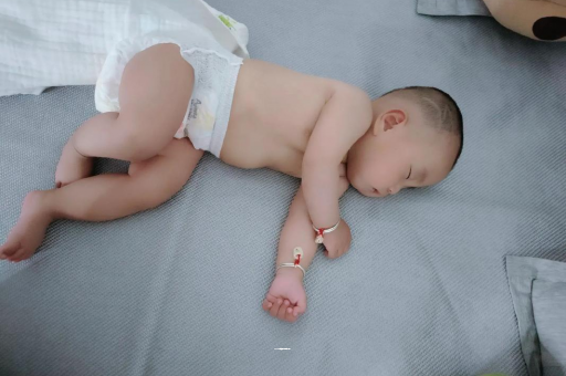 永州宝宝发烧可以喝牛奶吗